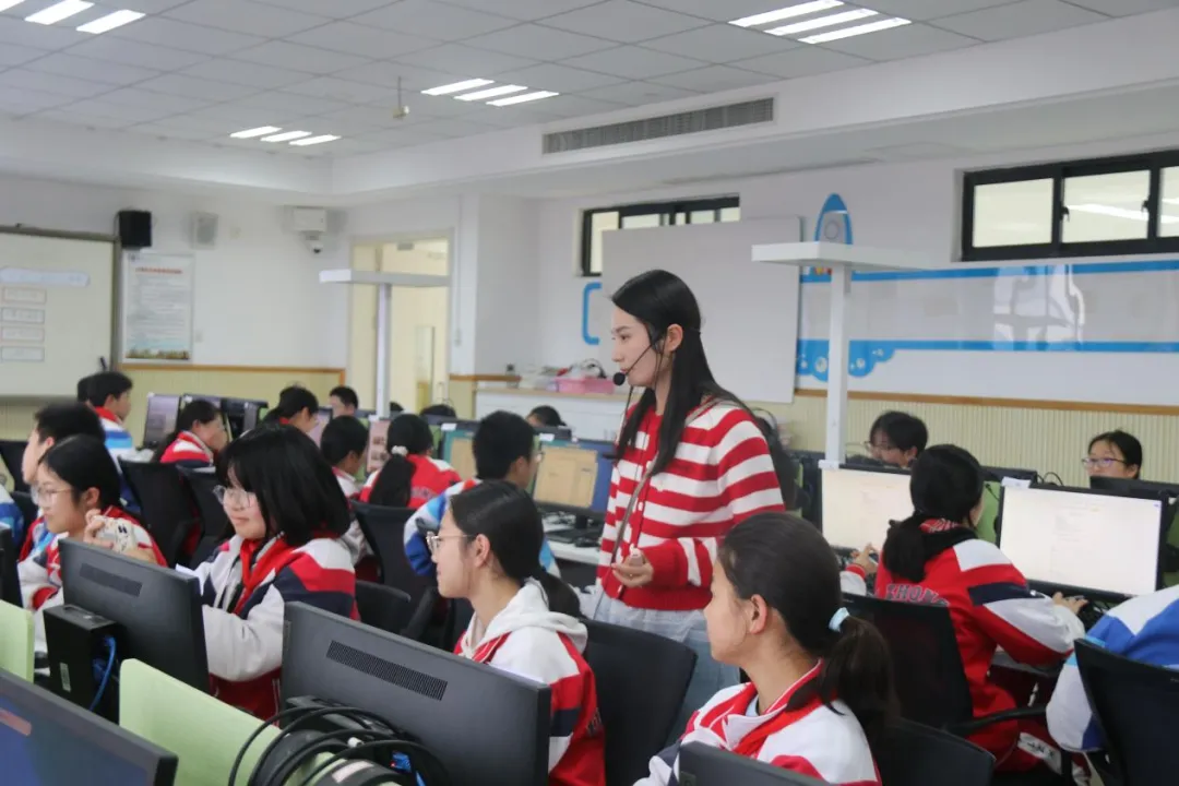 【金中·溧水】聚焦中考、赋能技术、浸润心灵——金陵中学溧水分校春季学期四月份区级教研活动剪影 第8张