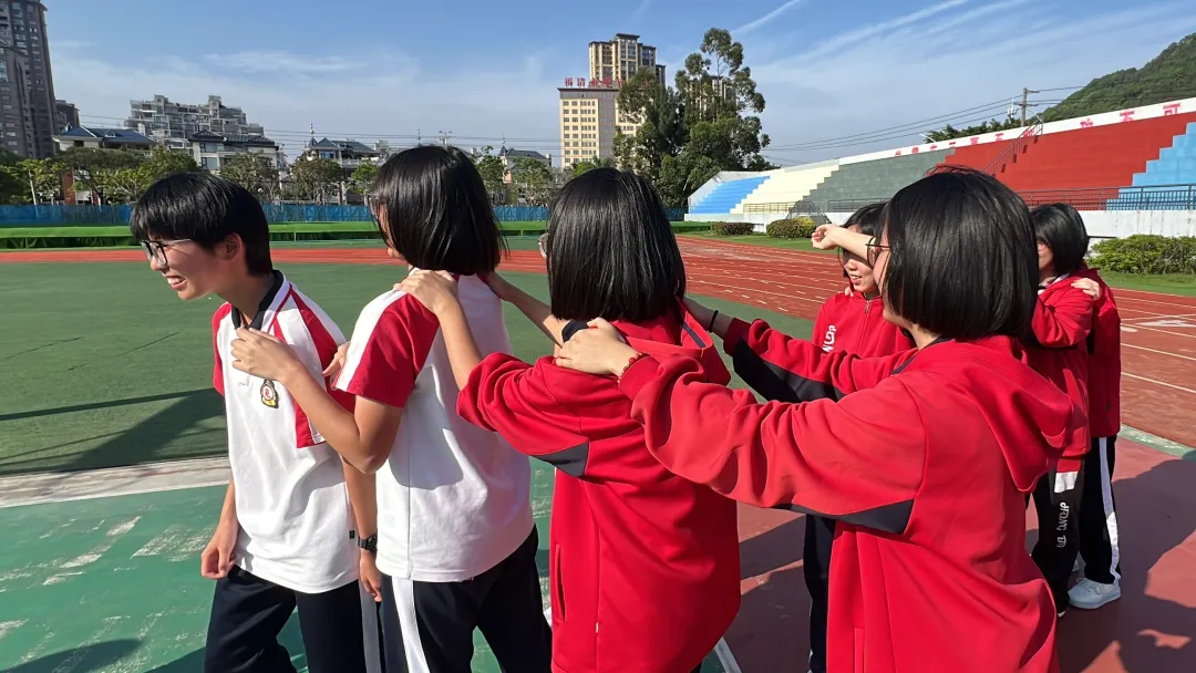 舒缓备考压力 从容亮剑中考——红博学校初三心理团辅活动 第19张