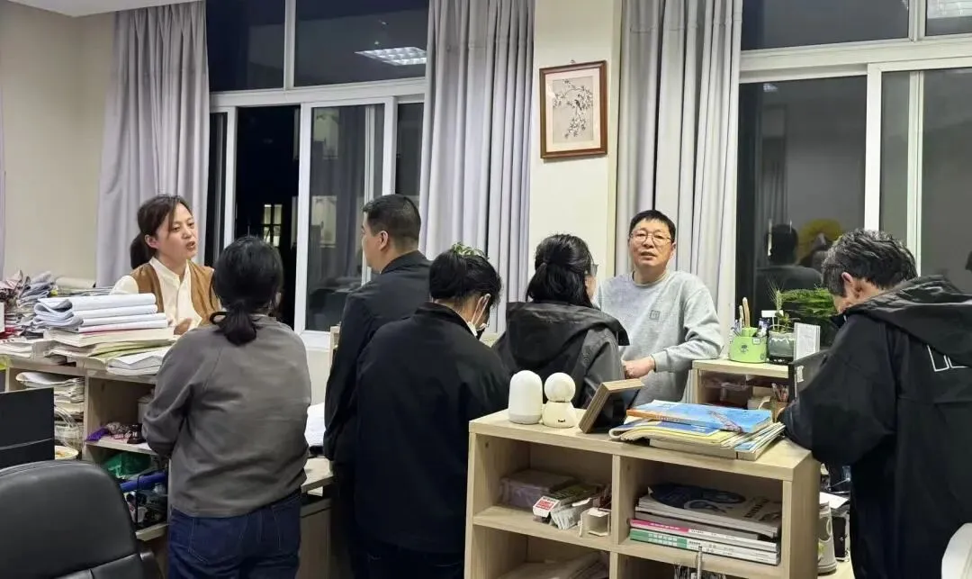 家校同心助前行 温情护航迎中考 ——舟山一初召开九年级期中家长会 第22张