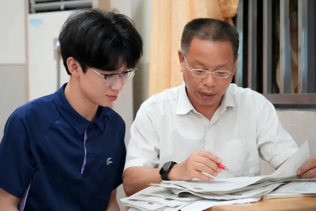 中考失利就没机会了?我们用三年证明:选对赛道,比埋头苦读更重要 第14张