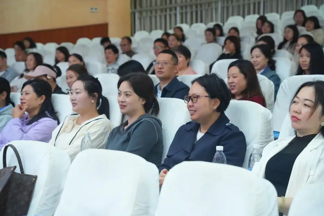 家校同心护航中考 科学育儿赋能成长——初三家庭教育指导专题讲座 第15张