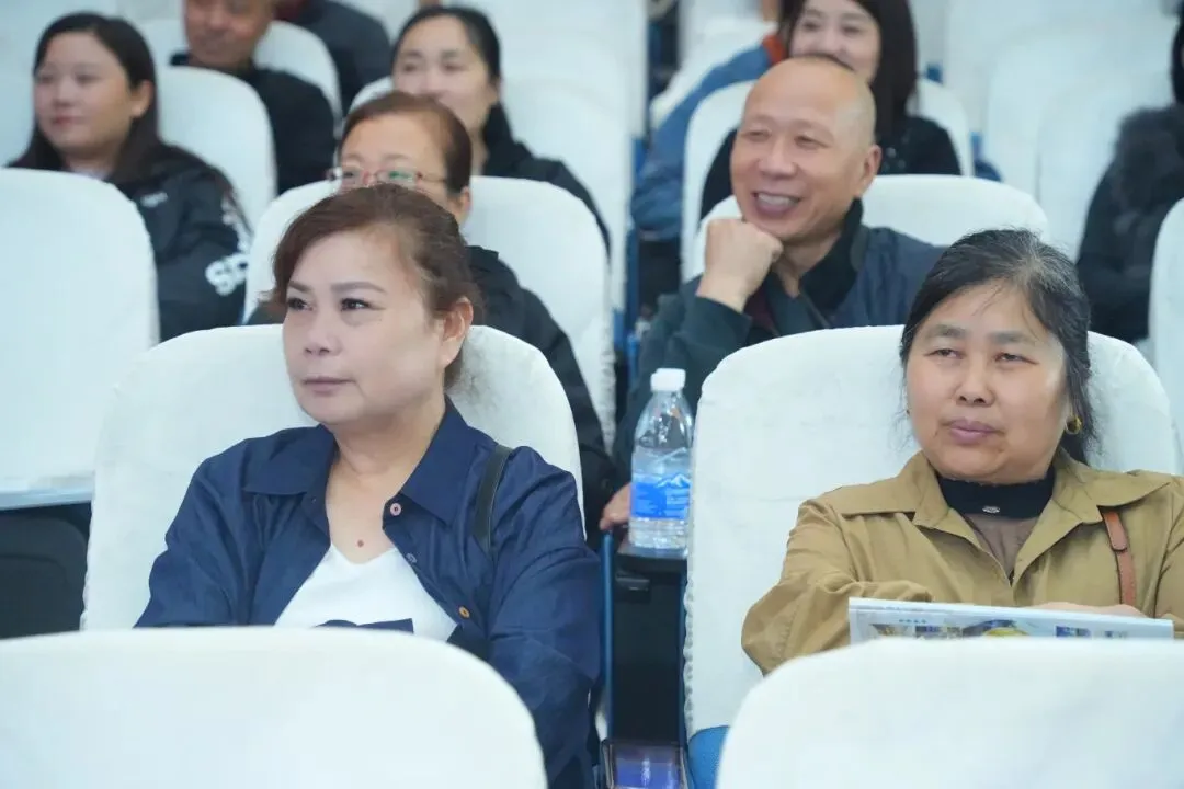 家校同心护航中考 科学育儿赋能成长——初三家庭教育指导专题讲座 第16张