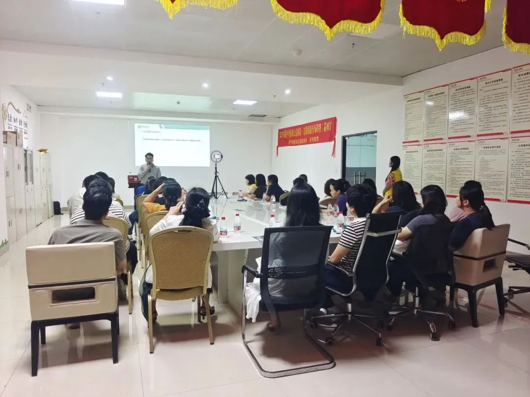 护航中考 筑梦未来——寮步镇星城志愿服务队联合开展东莞中考新政公益解读讲座志愿服务活动 第8张