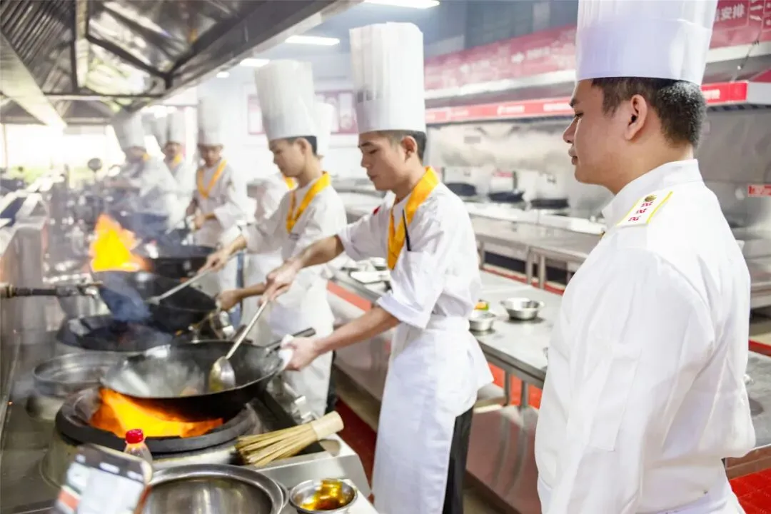 毕业 / 中考后才择校?你可能错失了这些关键机会! 第24张