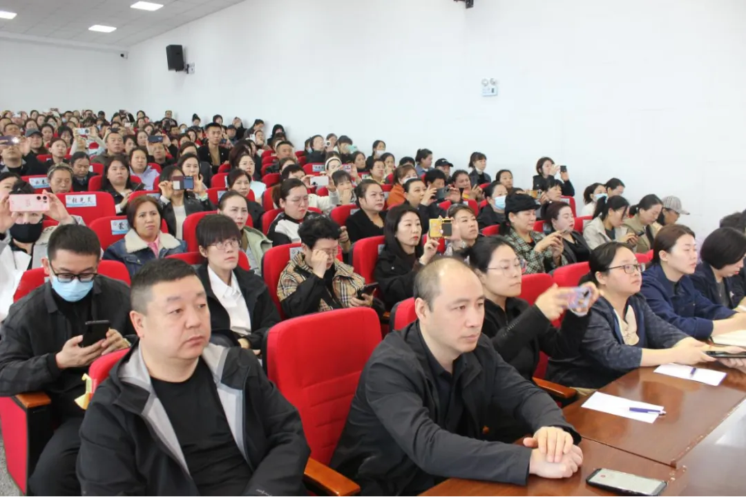 聚焦中考改革 明晰报考方向——第三十二中学中考政策解读专题家长会圆满召开 第15张