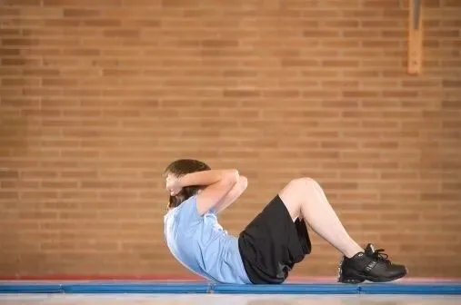 中考体育:仰卧起坐怎么练??? 第5张