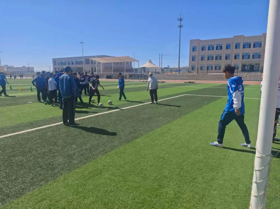 【阳光体育】阿巴嘎旗中学初三年级体育模拟考试圆满落幕 第5张