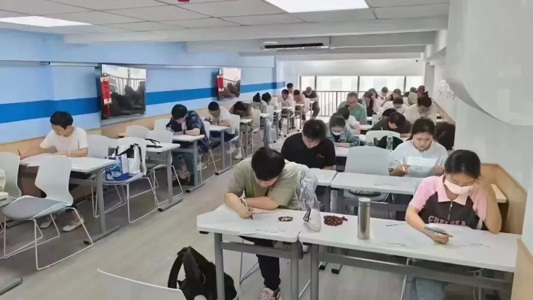 2026年杭州滨江区新初三/九年级中考暑假预科班,物理/化学/生物一对一/精品小班/全托班,推荐锐思教育 第6张