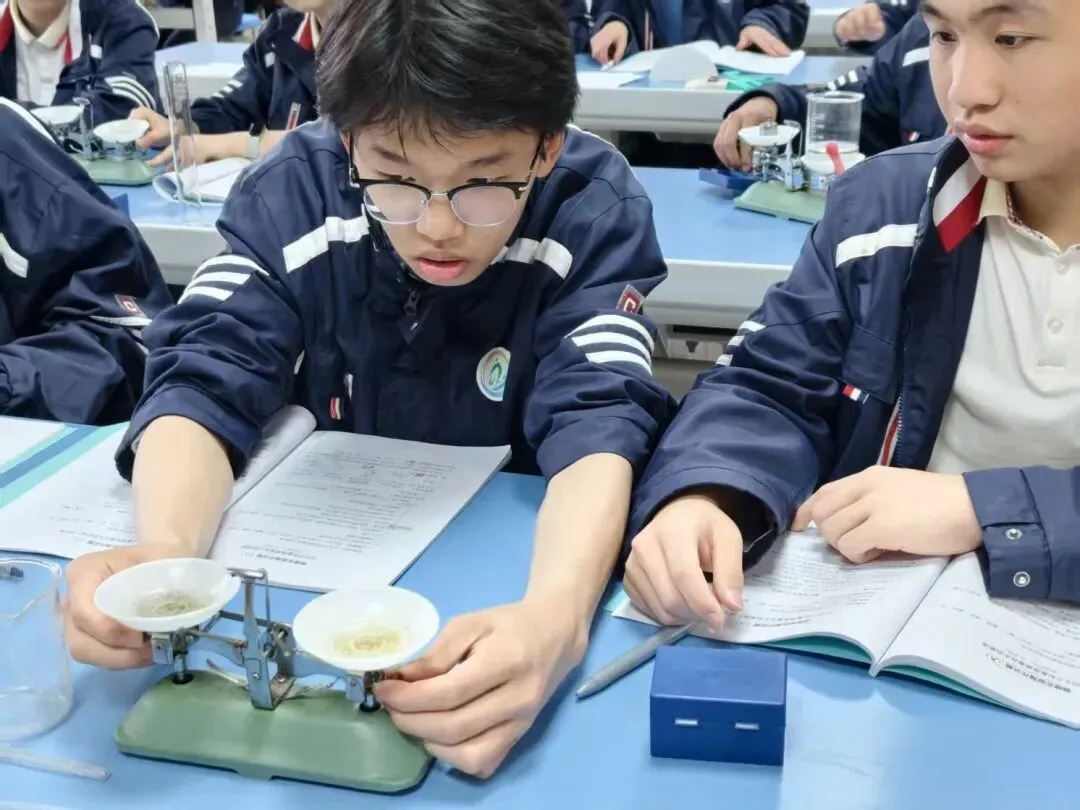 精准发力备两考 硬核护航赴中考|大竹县美浩实验学校初三体考、实验考备考纪实 第19张