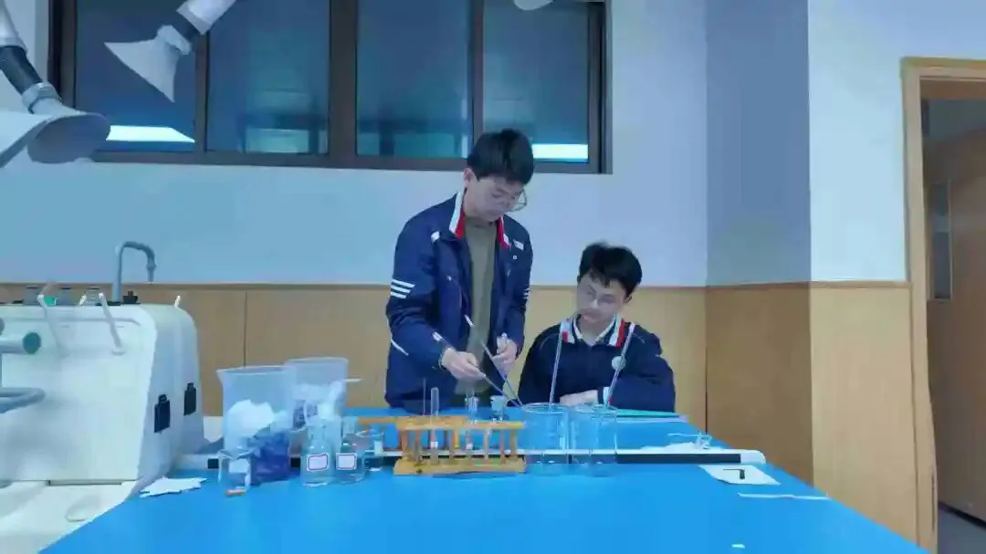 精准发力备两考 硬核护航赴中考|大竹县美浩实验学校初三体考、实验考备考纪实 第22张