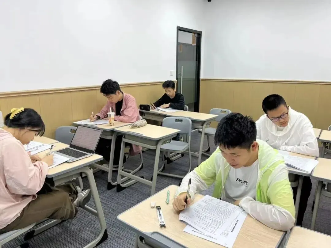 武汉凹凸教育|2026届全日制中考文化课招生简章 第90张