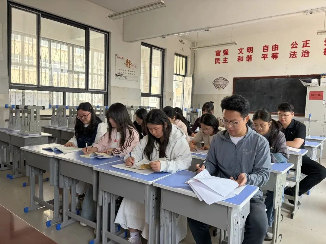 凝心聚力析得失,精准备考战中考|九年级一模质量分析会圆满召开 第9张