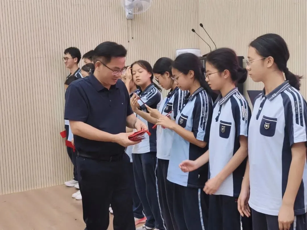 马到成功定有我——南宁市碧翠园学校中考备考心理支持讲座 第6张