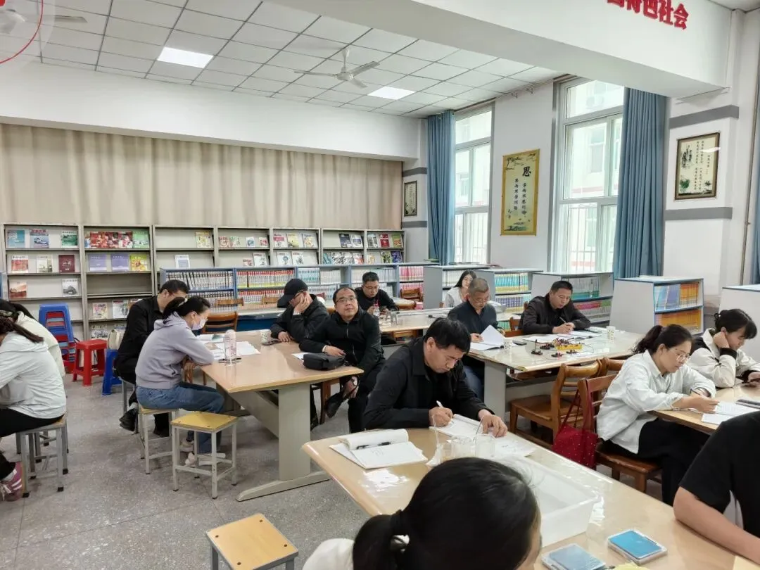 深耕中考复习 精准赋能备考——高阳县教研室组织开展各学科复习研讨会 第8张