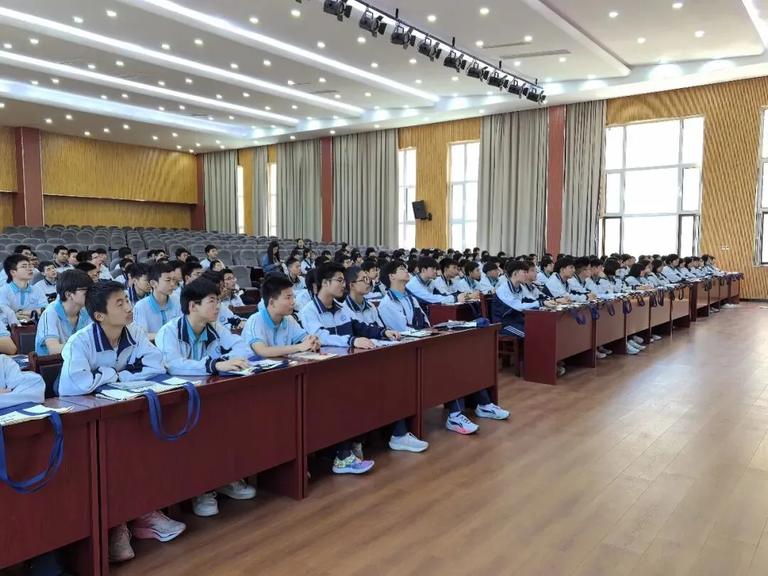 心理护航助中考 暖心赋能伴成长——邢台市第六医院走进晏家屯中学开展心理健康讲座 第15张