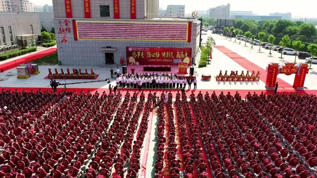 初高中补习择校必看 靠谱补习学校,小狼中考丁准补习学校咨询热线:15319985316,初二高二避雷,初三高三择校避开机构师资管理套路 第2张