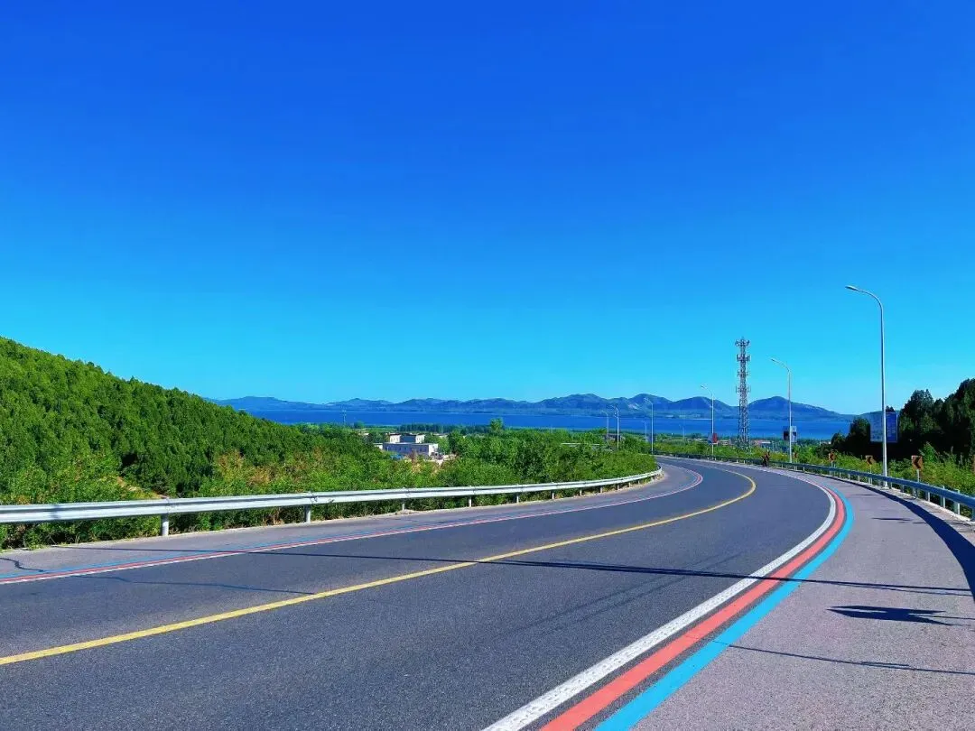 #家有高中生#期中考最后一天,8点开考,7:56才悠进校门 第1张