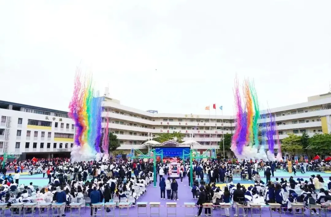 同样的中考分数,三年后一个上大专一个拿香港高薪!区别只在于……家长必看! 第4张