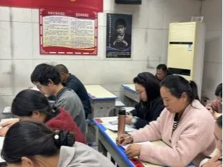 【德·润成长】聚力奋进迎中考 同心筑梦向未来 ——赵德营镇张堂中学召开九年级备考推进会 第7张