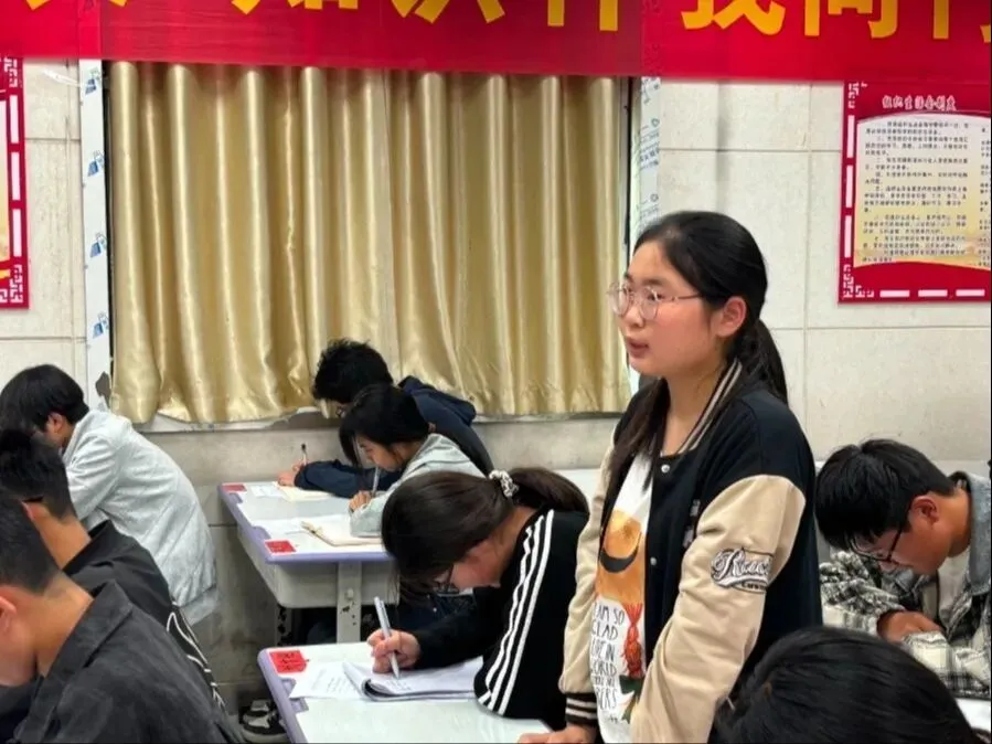【德·润成长】聚力奋进迎中考 同心筑梦向未来 ——赵德营镇张堂中学召开九年级备考推进会 第13张