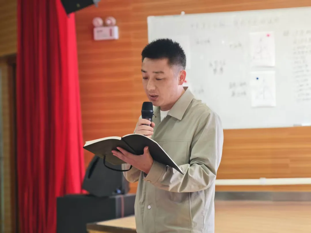 深研中考复习 聚力提质增效——新站高新区九年级数学教学研讨活动 第3张