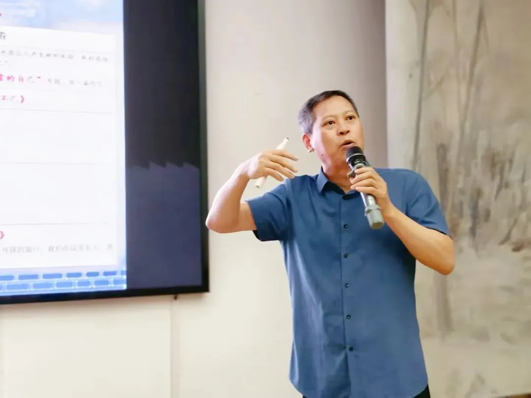 名师领航备中考 妙笔生花向未来—深圳北理莫斯科大学附属布心中学开展作文专题讲座 第2张