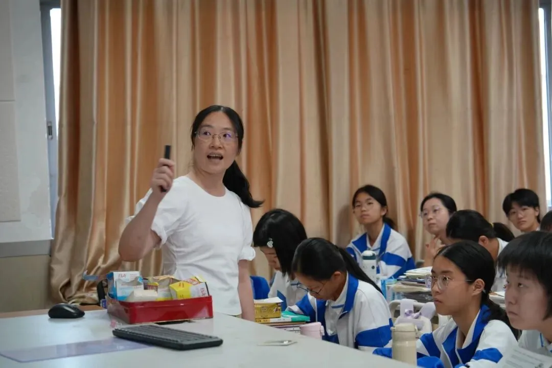 专家视导明方向,精准把脉助中考 第12张