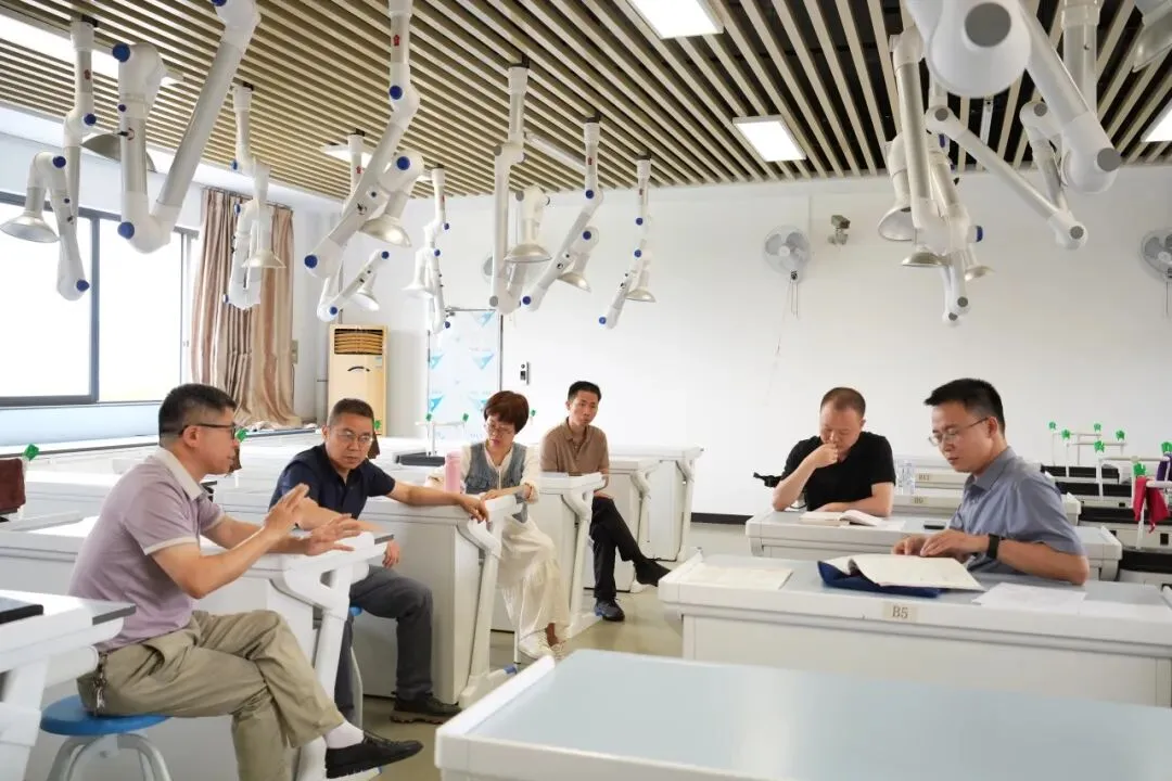 专家视导明方向,精准把脉助中考 第37张