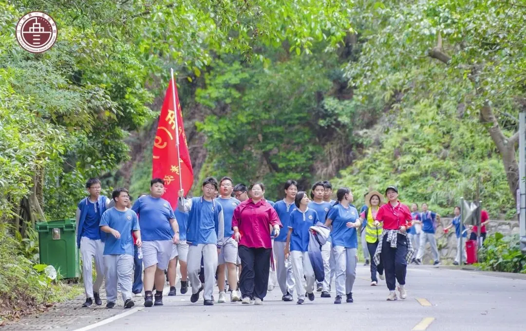 踏峰砺剑展锋芒,逐梦中考创辉煌——江门一实九年级中考冲刺徒步励志活动燃动全城 第45张