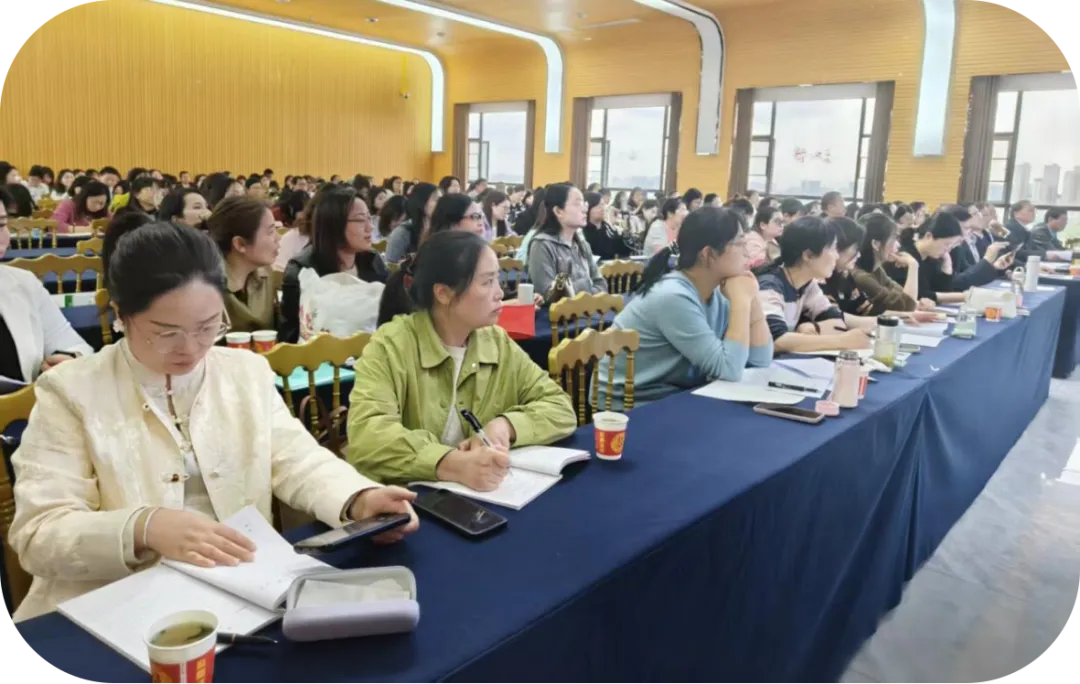 精准研析明方向 凝心聚力备中考——黄冈市2026年九大学科中考复习备考培训会成功举行! 第1张