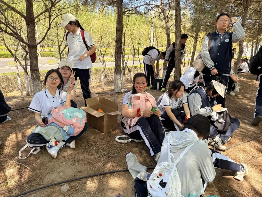 扬五四精神踏歌远行,以少年意气决胜中考——赤峰二中和美分校初三远足活动圆满落幕 第18张