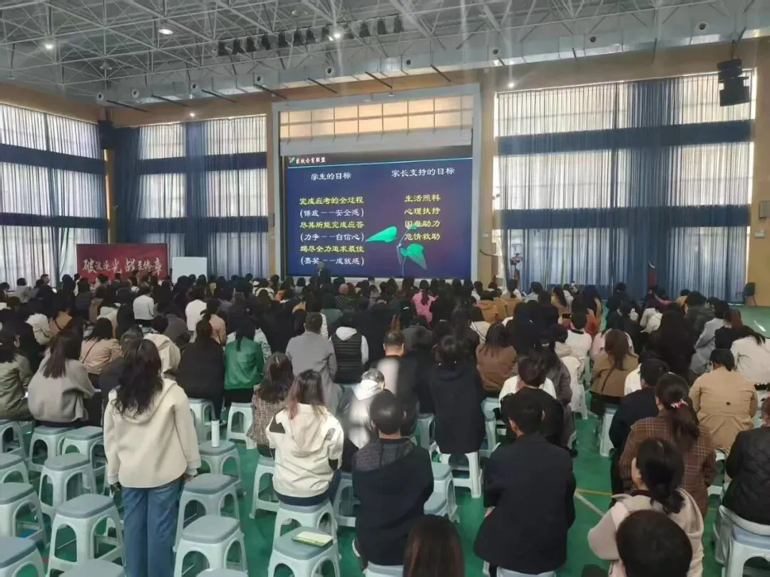 儿子中考,内蒙一妈妈焦虑不安,“神队友”却让她瞬间释怀! 第14张