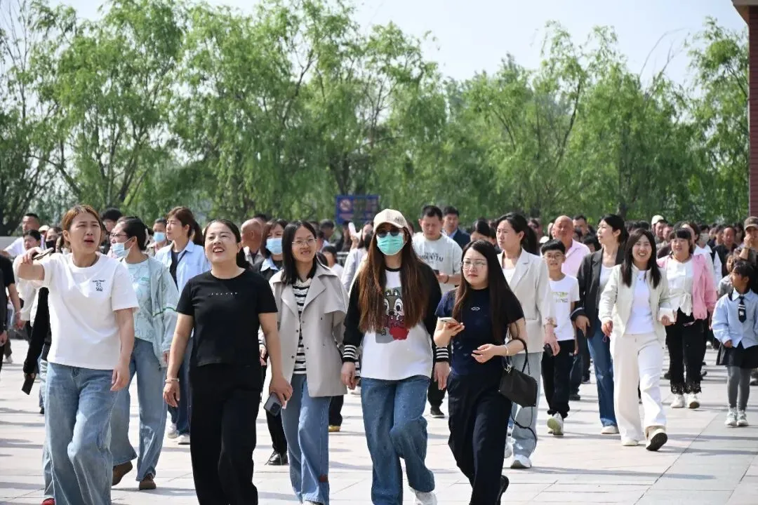 家校同心,共战中考——乐陵市江山实验学校九年级家长会圆满举行 第8张