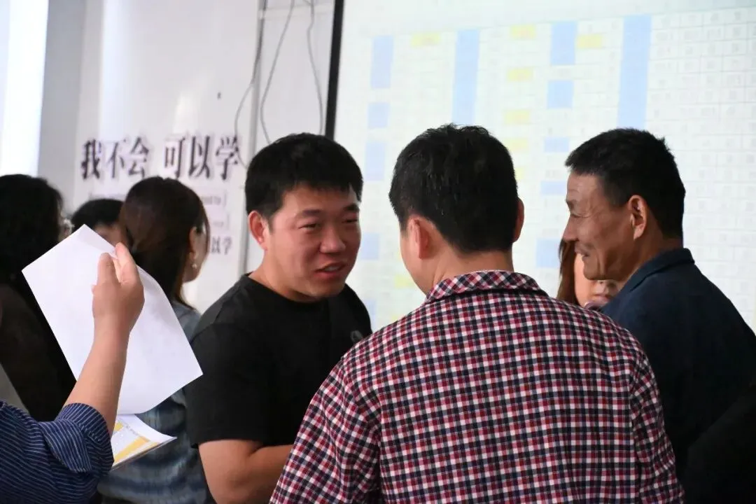家校同心,共战中考——乐陵市江山实验学校九年级家长会圆满举行 第28张
