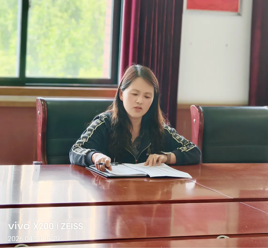 复盘总结明方向,凝心聚力备中考——长丰县北城力高学校召开九年级全体教师工作会议 第3张
