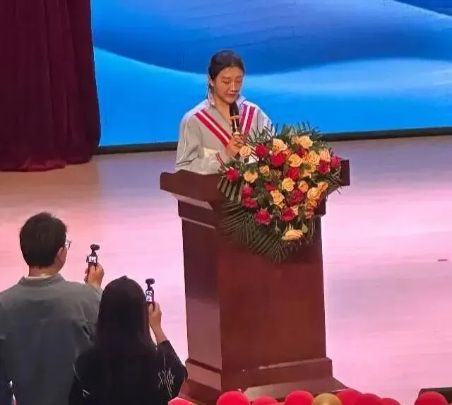 中考倒计时,奥运冠军来助威!!! 第2张