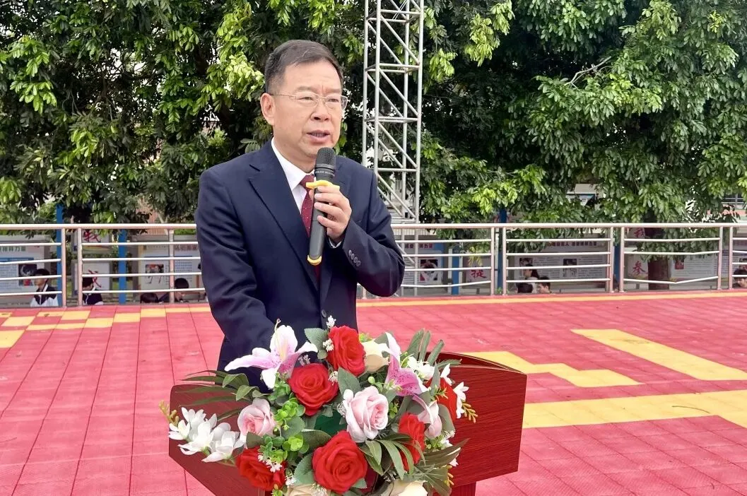 高三惠州市模拟考试暨高一高二期中考试总结表彰大会 第22张