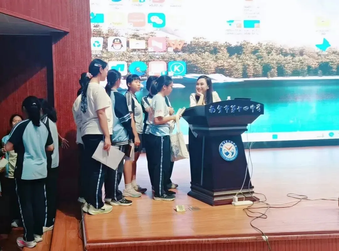 精研英语 智赢中考 | 南宁市第十四中学教育集团五象校区举办九年级英语备考策略专题讲座 第11张