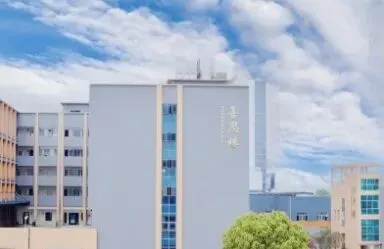长沙公办中职中考落榜生择校 学技术稳就业好出路 第4张