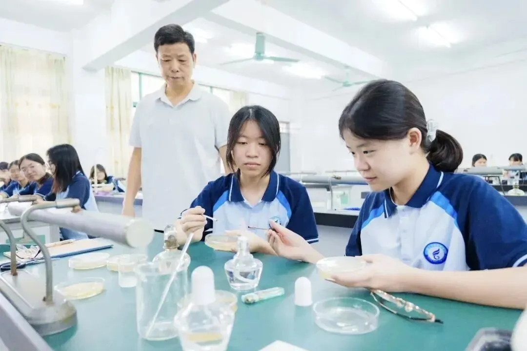佛山中考前瞻|佛山市高级中学:规模稳定背后,“新校区+多批次”打开西部优质学位通道 第3张