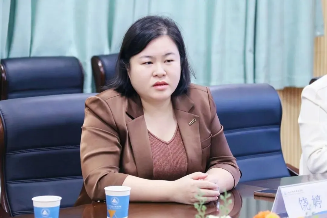 芦淞区委副书记李小冬一行到株外调研中考备考工作 第6张