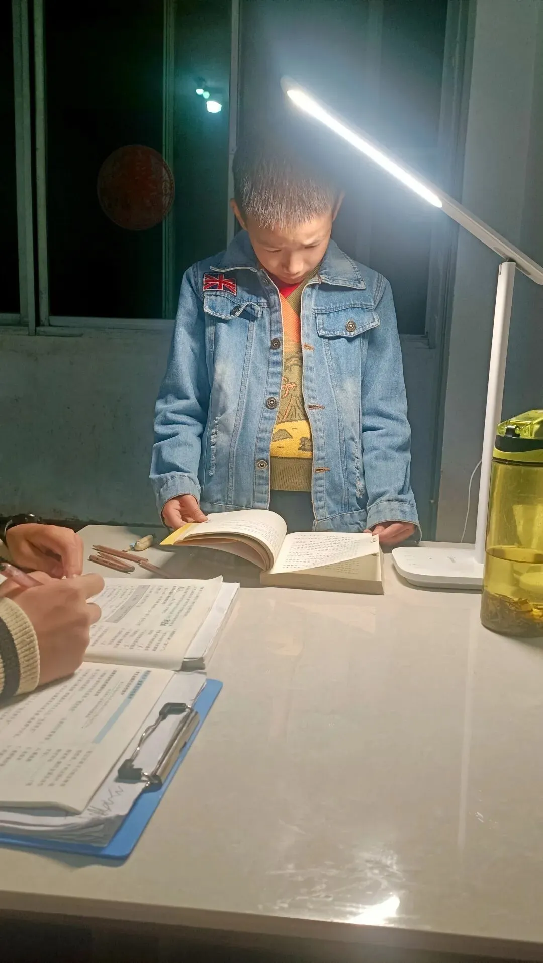 中考家庭的节假日:一边是冲刺,一边是懂事的留守 第1张