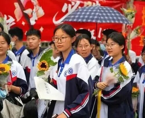 2026年中考大调整,全国各地中考政策分析:变革与挑战并存 第3张
