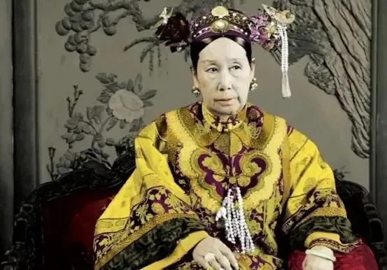 中国最后一位状元的试卷真迹,手写字体让现代人汗颜!犹如印刷体 第3张