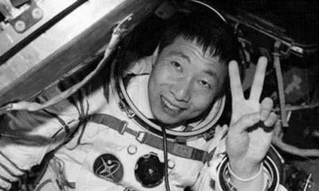 2026年中考历史热点专练75::全面建成小康社会5周年 第38张