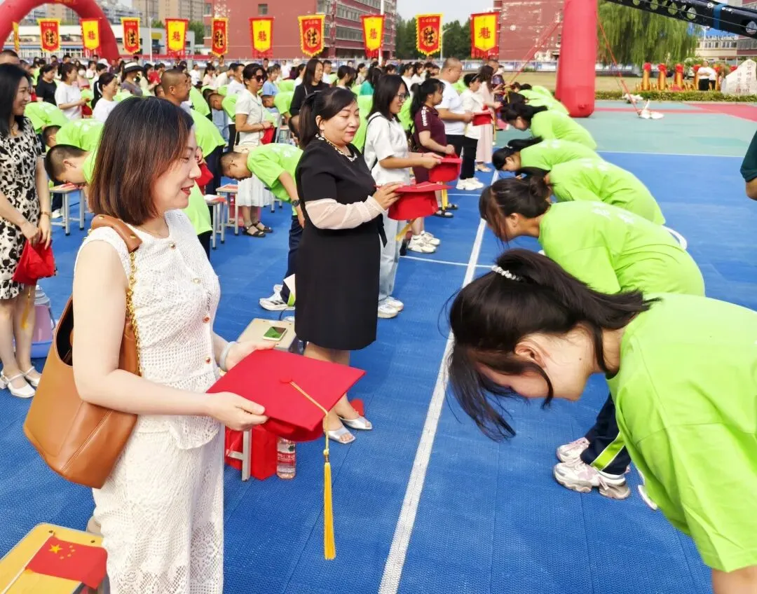 邢如瑞真正厉害的地方:让中考失利的孩子照样上普高、读大学 第35张
