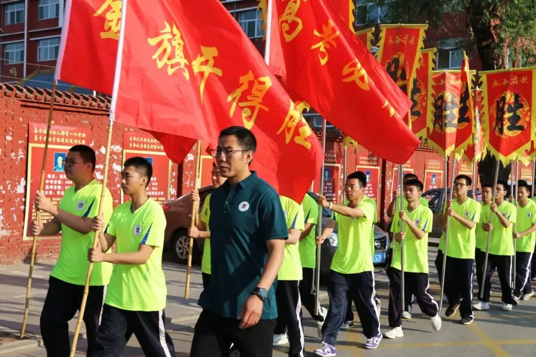 邢如瑞真正厉害的地方:让中考失利的孩子照样上普高、读大学 第63张