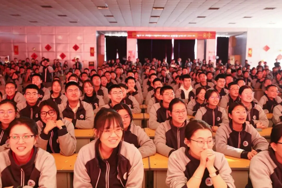 想上普高、却被中考“淘汰”的少年,被邢妈妈接到了启航学校 第29张