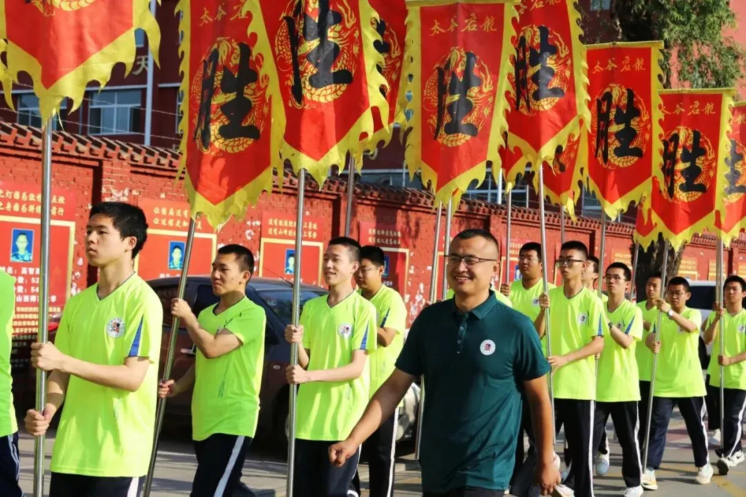 想上普高、却被中考“淘汰”的少年,被邢妈妈接到了启航学校 第63张