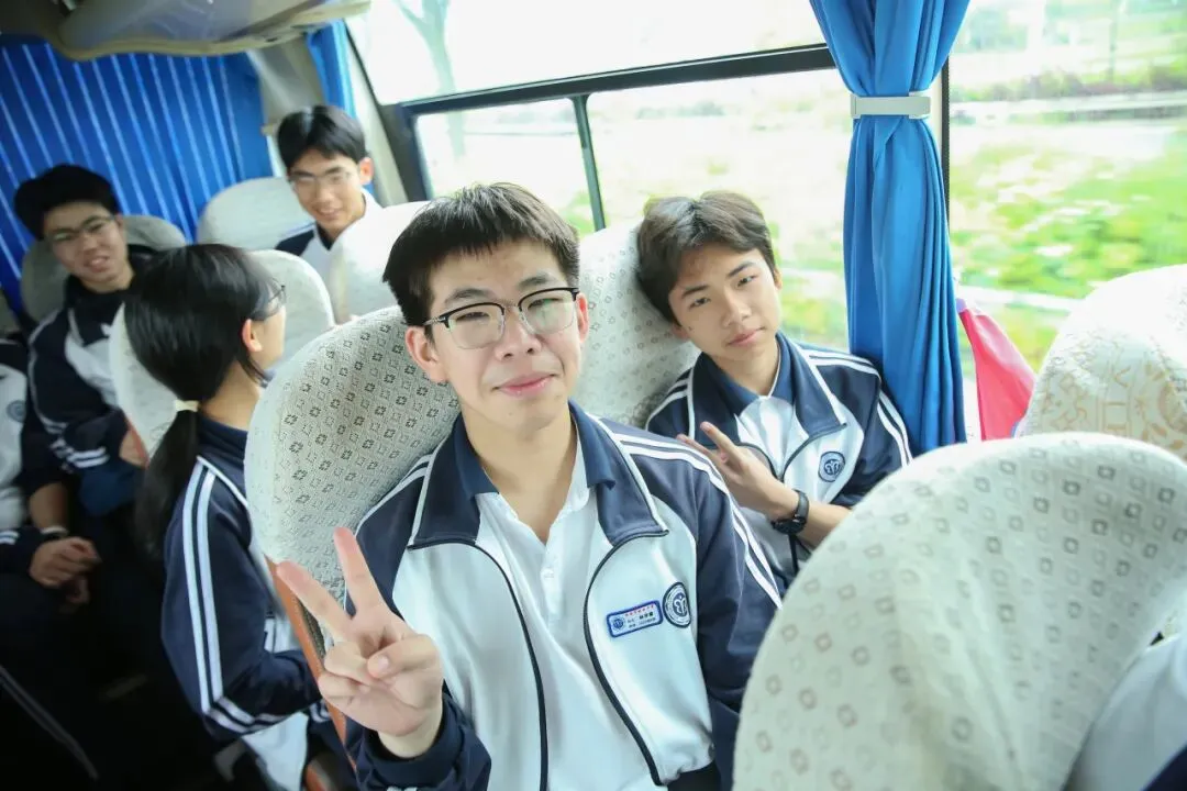 远足磨壮志 中考创辉煌 —— 2026年鲍田中学大罗山励志远足 第16张